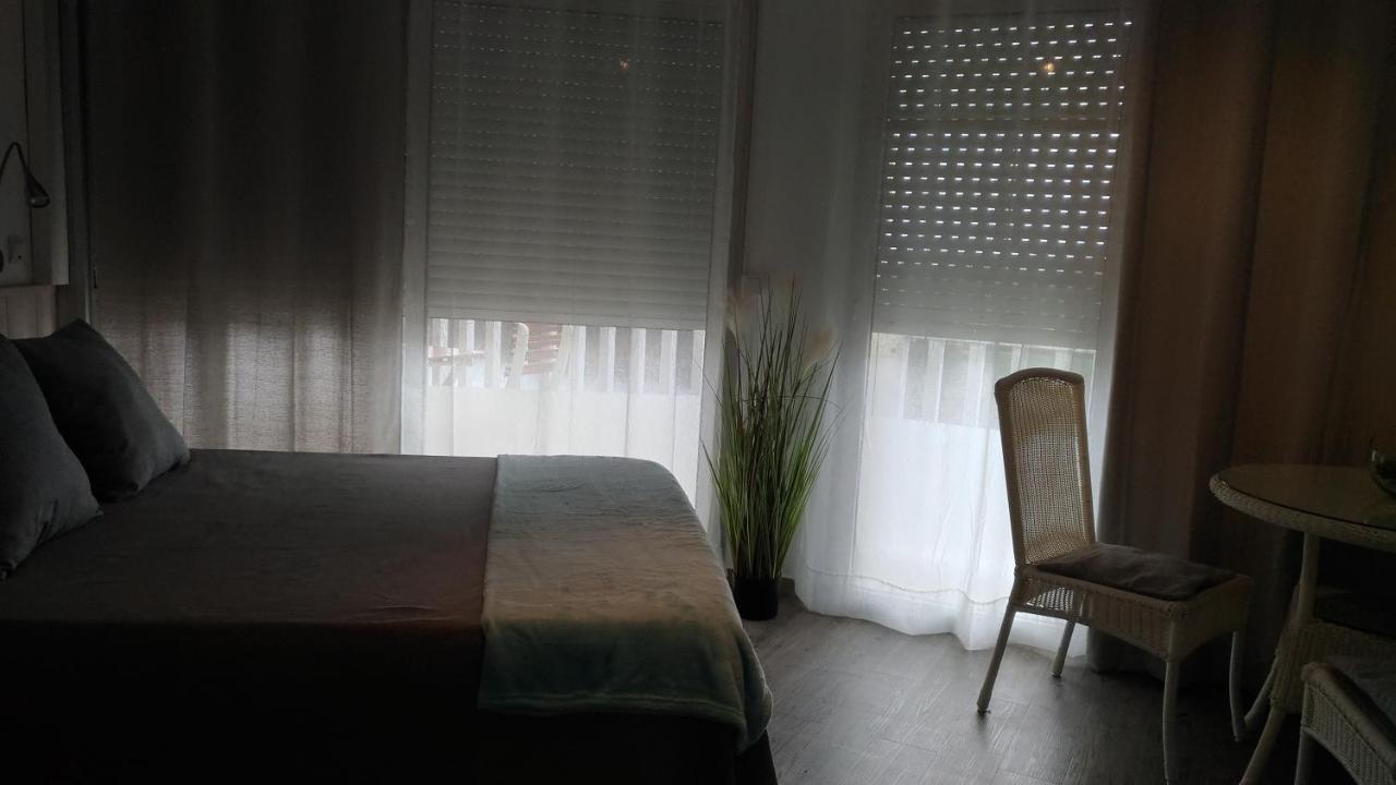Brisa De Mar Apartment เอมปูเรียบราบา ภายนอก รูปภาพ